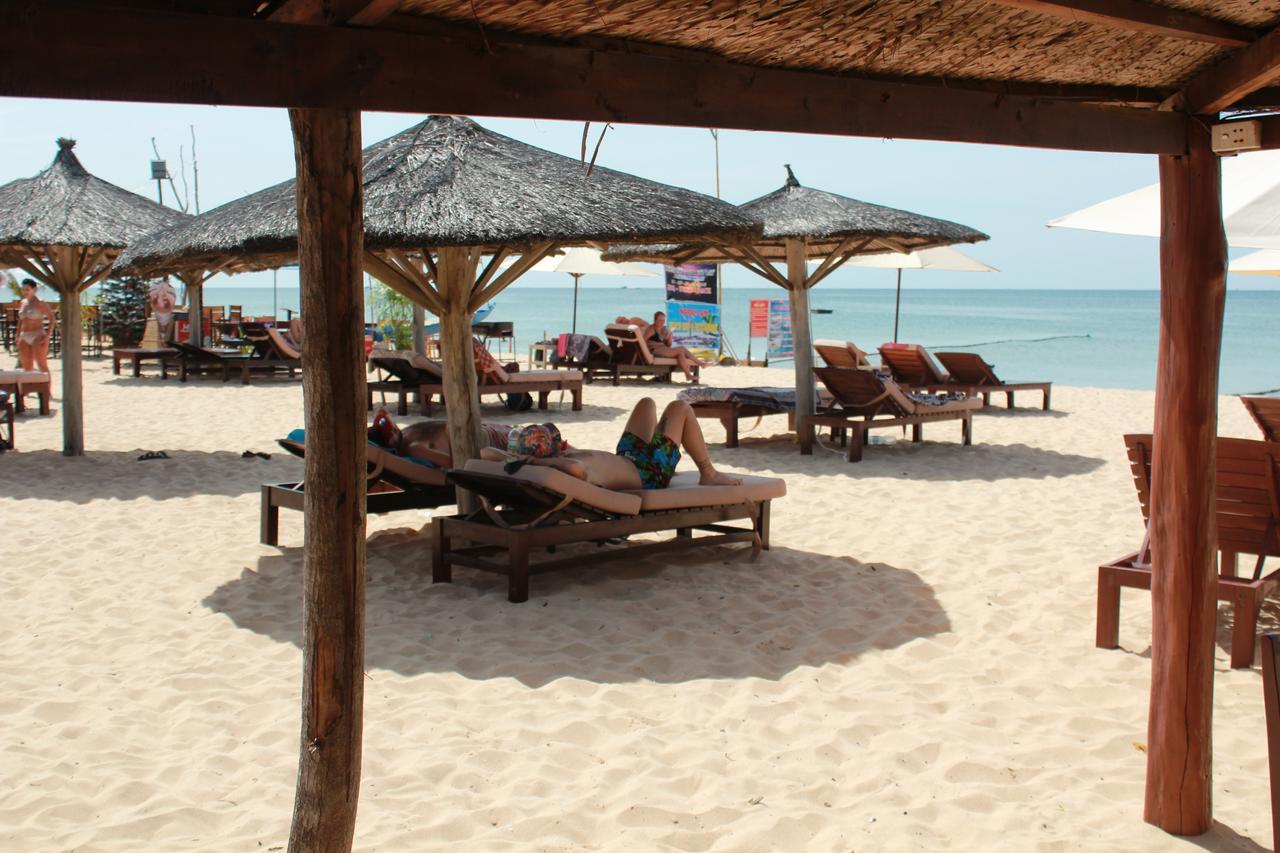 Coastal Village Beach Resort Phú Quốc Exterior foto