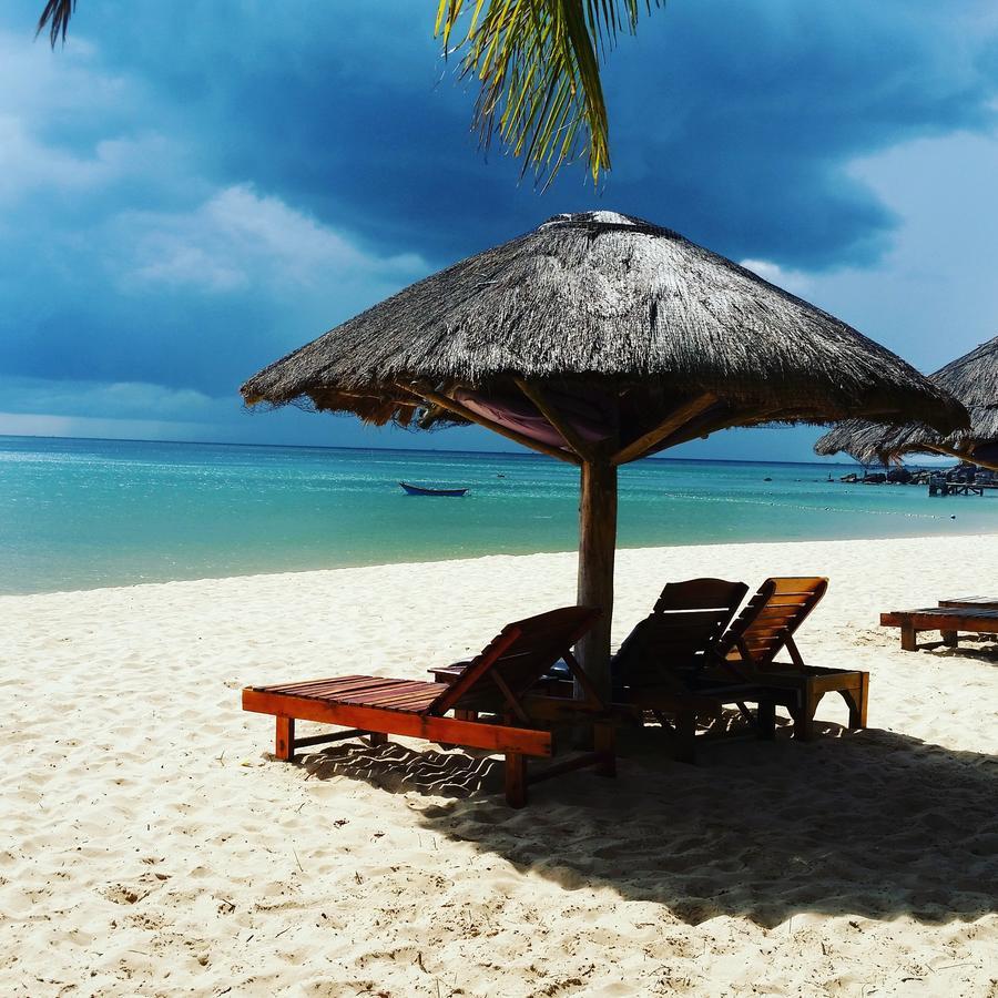 Coastal Village Beach Resort Phú Quốc Exterior foto